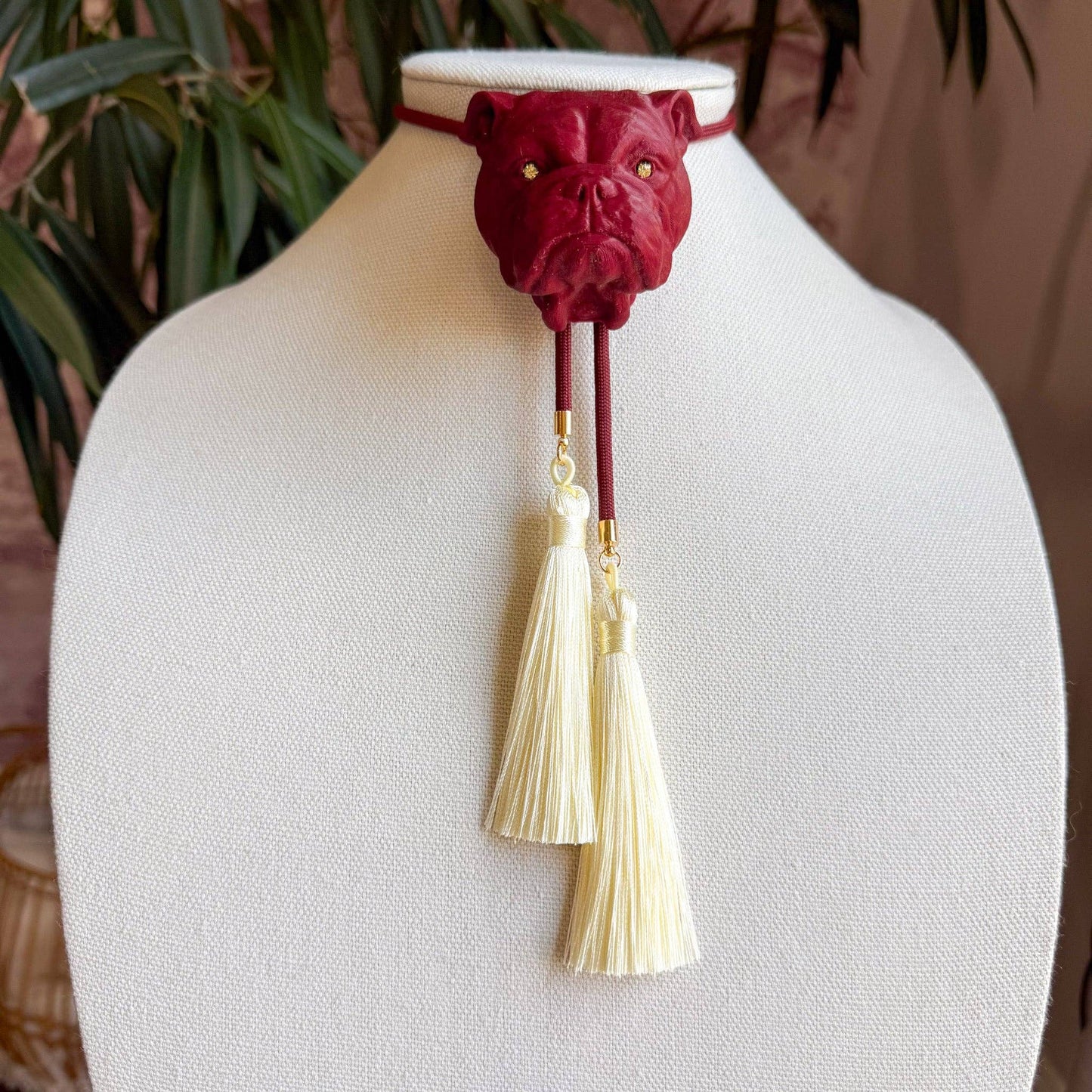 Bulldog Bolo Maroon with Maroon & Ivory