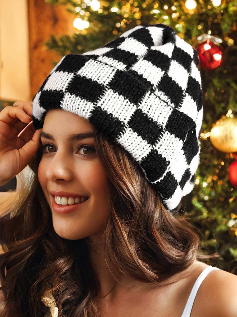 Two Tone Checkered Folded Eaveless Beanie Hat