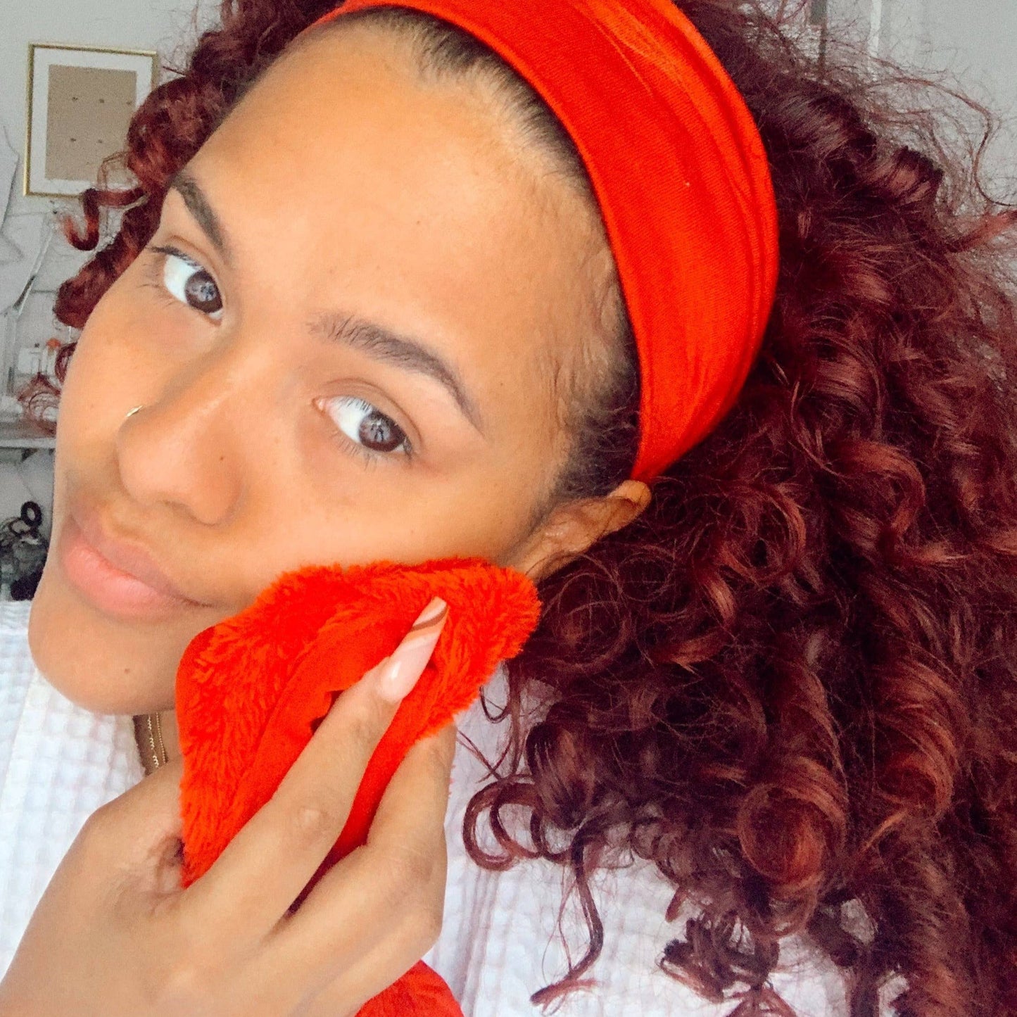 "Love" Red | MakeUp Eraser PRO
