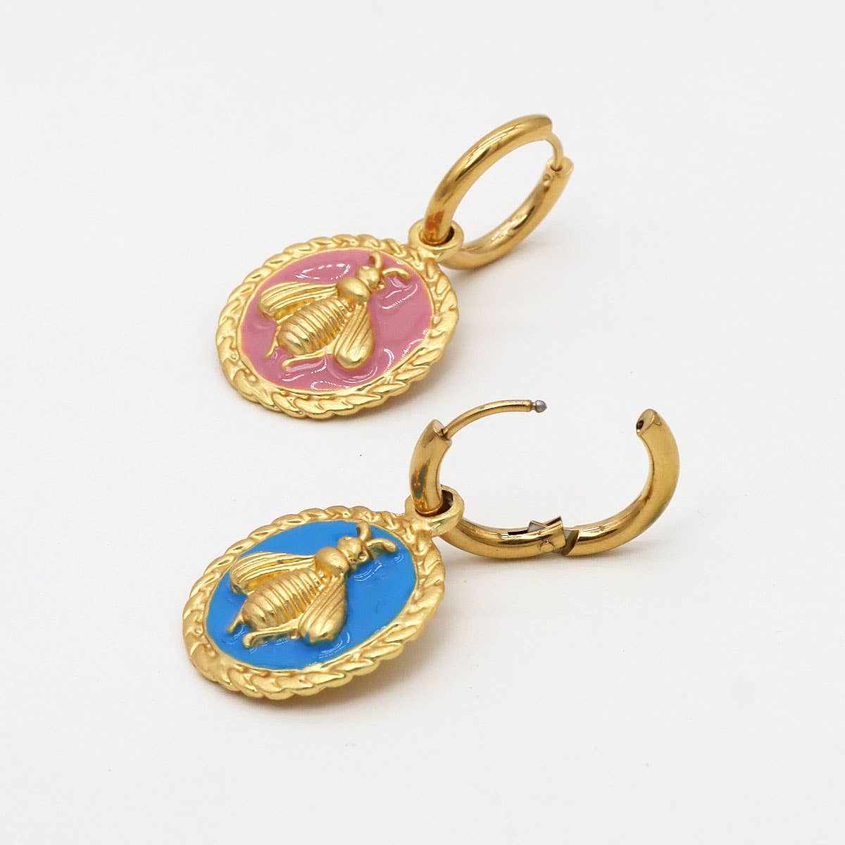 ColorPop Bee Earrings - 24K Gold Plated: Azure blue