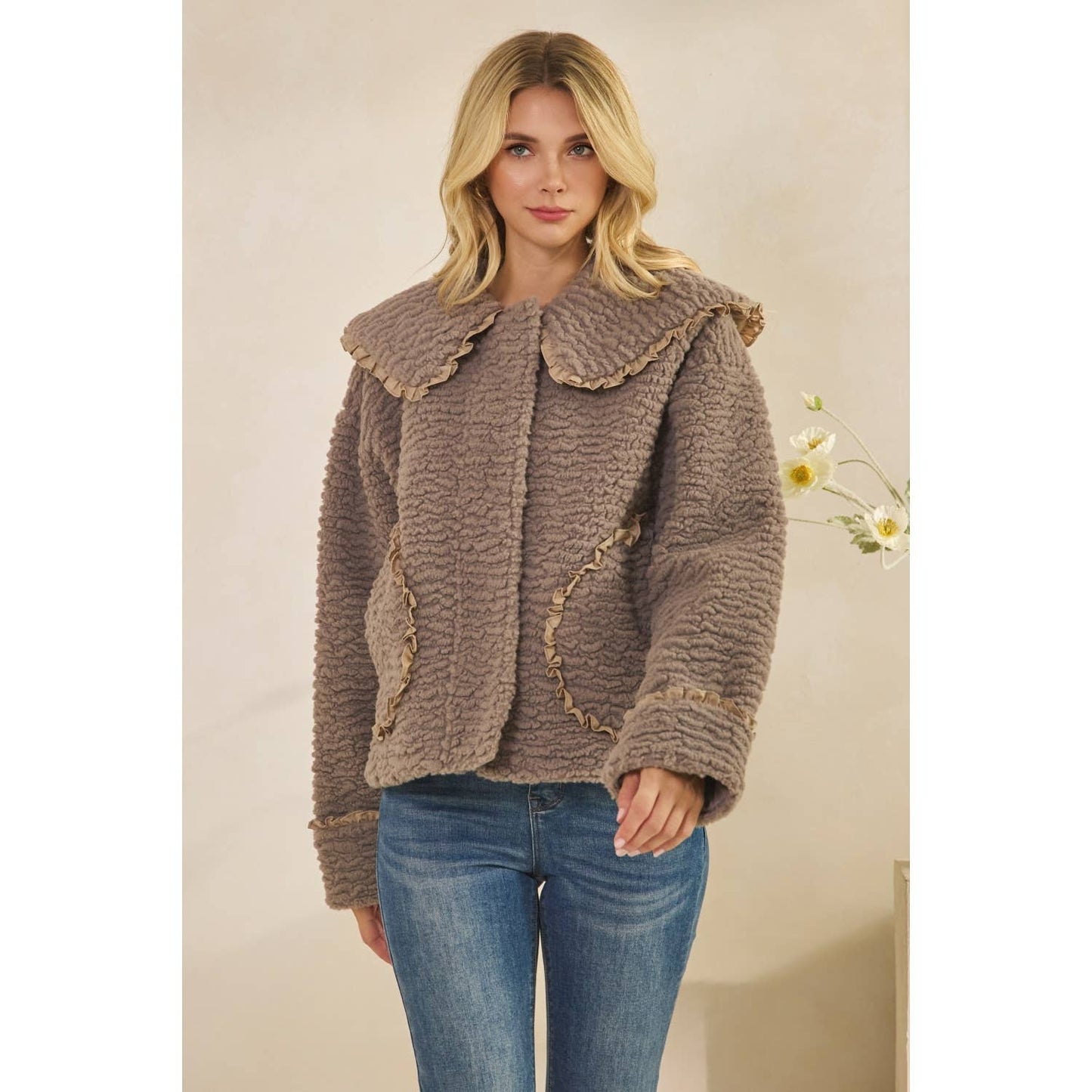 Sherpa Peterpan Collar Jacket
