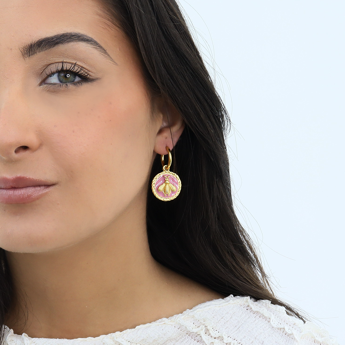 ColorPop Bee Earrings - 24K Gold Plated: Azure blue