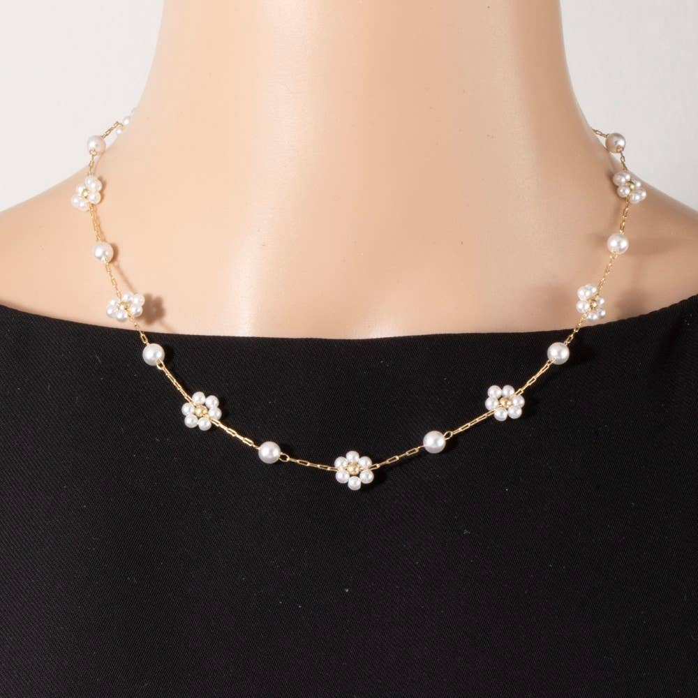 Station Pearl Beaded Flowers Chain Necklace