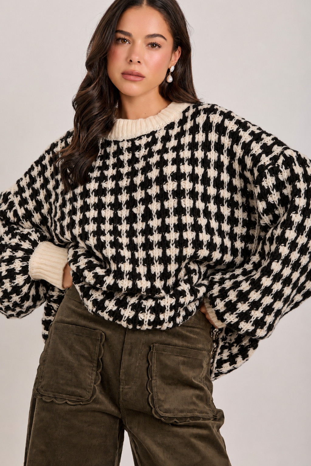 COZY CHUNKY TEXTURED OVERSIZED SWEATER